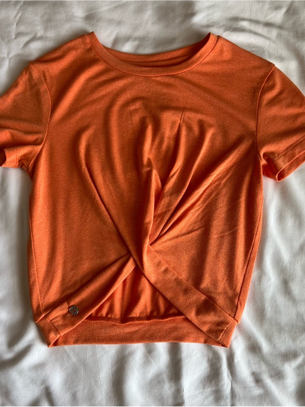 Buffbunny Women's Orange Twist-Front Short Sleeve Top